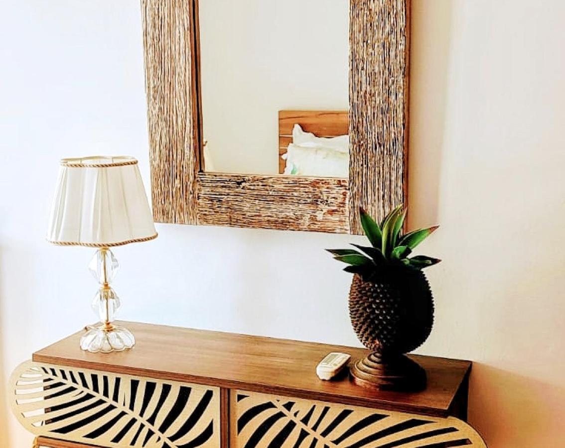Lauren'S Charm Town Apartment Lefkáda エクステリア 写真