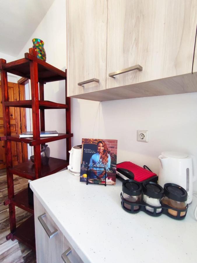 Lauren'S Charm Town Apartment Lefkáda エクステリア 写真
